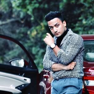 Meet your Posher, Omar